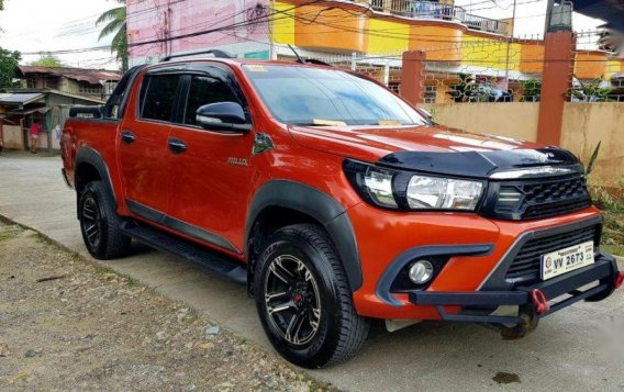 Selling 2nd Hand Toyota Hilux 2017 in Davao City