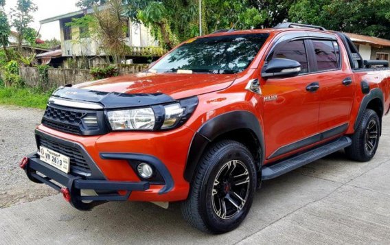 Selling 2nd Hand Toyota Hilux 2017 in Davao City-1