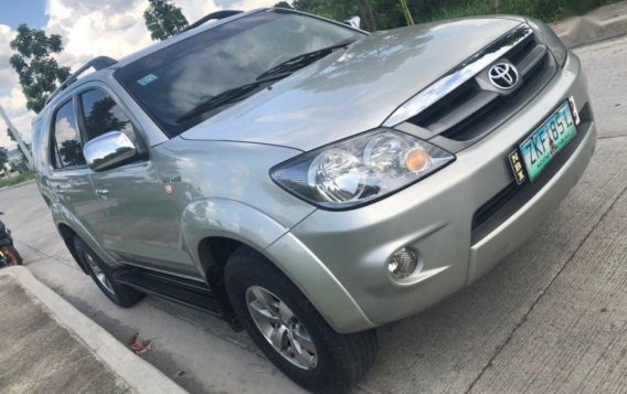 Toyota Fortuner 2007 Automatic Gasoline for sale in Cainta-1