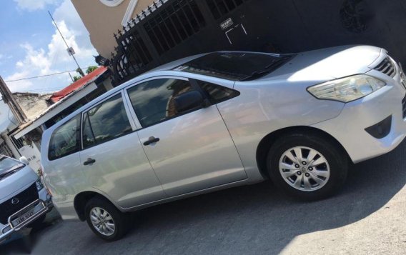 Toyota Innova 2012 Automatic Diesel for sale in Dasmariñas-2