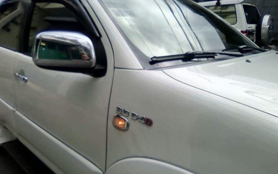 2nd Hand Toyota Fortuner 2006 Automatic Diesel for sale in Quezon City-2