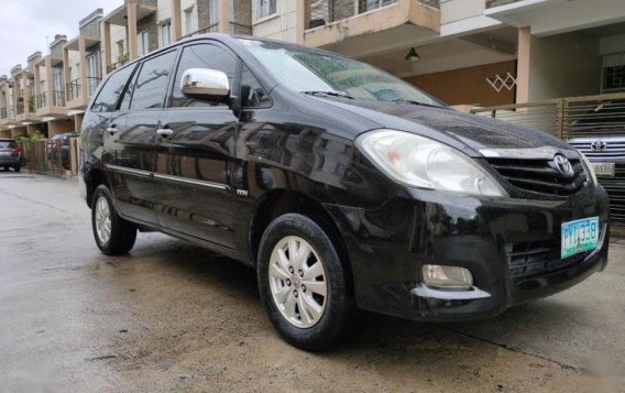 Selling Toyota Innova 2011 Automatic Gasoline in Quezon City-4