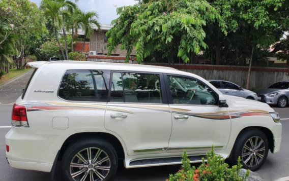 2nd Hand Toyota Land Cruiser 2018 for sale in Pasay-1