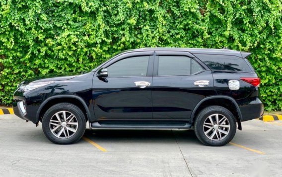Selling 2nd Hand Toyota Fortuner 2017 in Cebu City-3