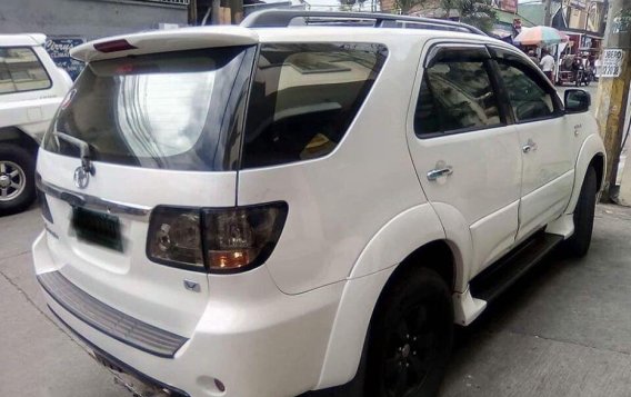 2nd Hand Toyota Fortuner 2006 Automatic Diesel for sale in Quezon City-1