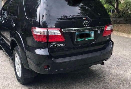 2010 Toyota Fortuner for sale in Quezon City-6