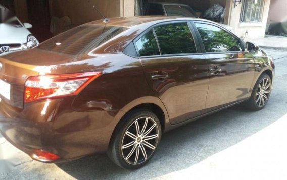 Selling Brown Toyota Vios 2014 in Quezon City-1