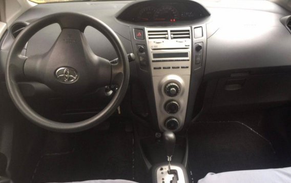 2nd Hand Toyota Yaris 2007 Hatchback at Automatic Gasoline for sale in Quezon City-3