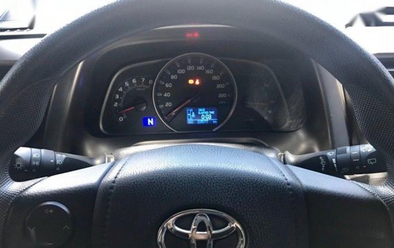 2nd Hand Toyota Rav4 2015 Automatic Gasoline for sale in Talisay-3