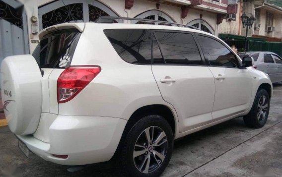Sell 2nd Hand 2006 Toyota Rav4 Automatic Gasoline in Manila-4