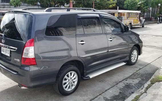 Toyota Innova 2014 at 30000 km for sale in Manila-4