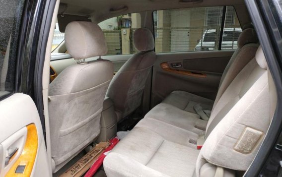 Selling Toyota Innova 2011 Automatic Gasoline in Quezon City-6