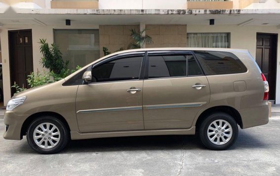 2013 Toyota Innova for sale in Manila-3