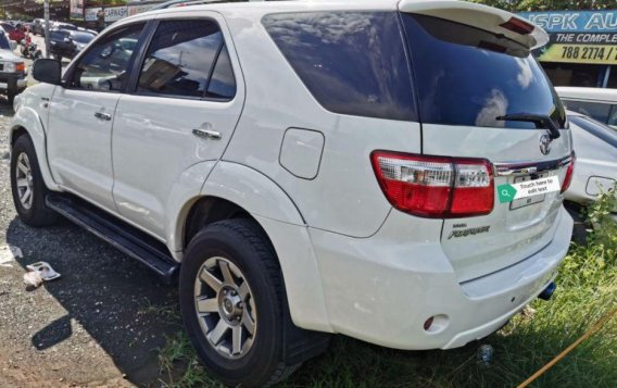 Selling 2nd Hand Toyota Fortuner 2007 in Pasig-2