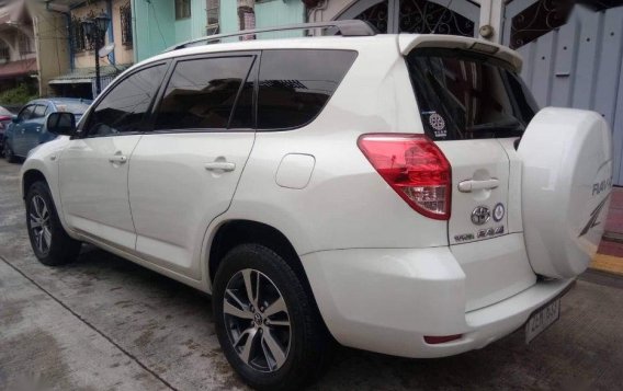 Sell 2nd Hand 2006 Toyota Rav4 Automatic Gasoline in Manila-1