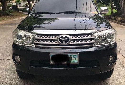 2010 Toyota Fortuner for sale in Quezon City-5