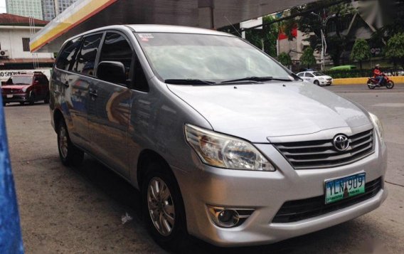 Selling 2nd Hand Toyota Innova 2013 in Cebu City-4