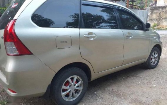 Selling Toyota Avanza 2013 Manual Gasoline in Mandaue-1