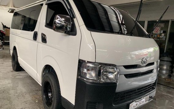 Selling White Toyota Hiace 2017 Manual Diesel in Quezon City