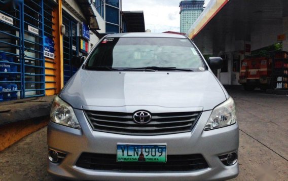 Selling 2nd Hand Toyota Innova 2013 in Cebu City-2