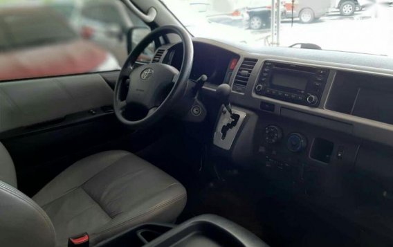 2nd Hand Toyota Hiace 2013 Automatic Diesel for sale in Parañaque-7