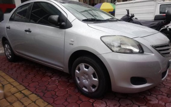 Sell 2nd Hand 2012 Toyota Vios Manual Gasoline at 70000 km in Quezon City-3