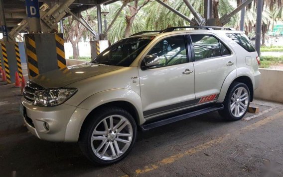 Toyota Fortuner 2011 Automatic Diesel for sale in Muntinlupa
