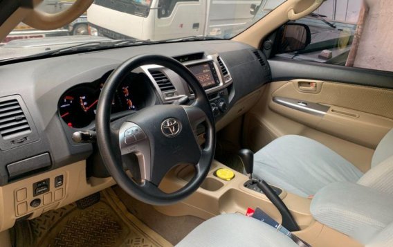 Selling Toyota Hilux 2014 Automatic Diesel in Quezon City-8