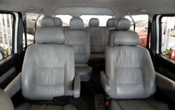 2nd Hand Toyota Hiace 2013 Automatic Diesel for sale in Parañaque-9