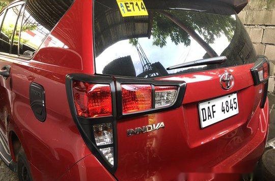 Sell Red 2017 Toyota Innova at 11000 km -3