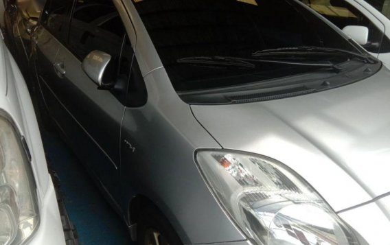 Selling Toyota Yaris 2012 Automatic Gasoline in Quezon City-2
