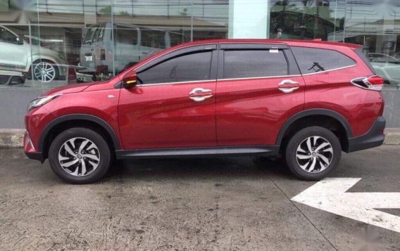 Sell 2nd Hand 2018 Toyota Rush at 7500 km in Makati-6