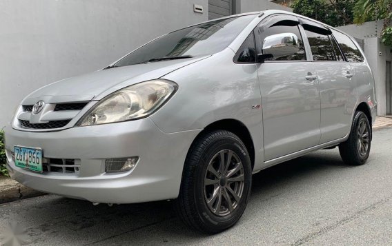 Selling 2nd Hand Toyota Innova 2007 in Quezon City