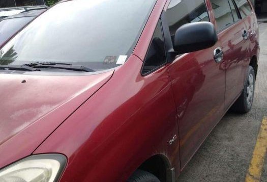 Toyota Innova 2006 Manual Diesel for sale in Mandaue-1