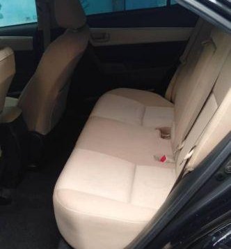 2nd Hand Toyota Altis 2014 Manual Gasoline for sale in Caloocan-6