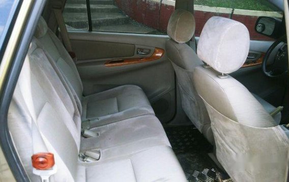 2nd Hand Toyota Innova 2010 Automatic Gasoline for sale-8