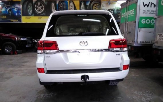 Selling Toyota Land Cruiser 2019 Automatic Diesel in Cebu City-2