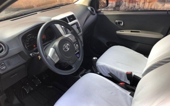 Selling Toyota Wigo 2016 Manual Gasoline in Quezon City-1