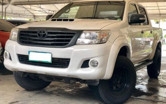 2013 Toyota Hilux for sale in Quezon City -2