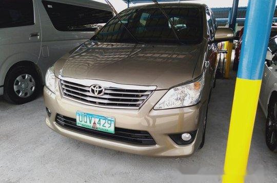 Sell Beige 2013 Toyota Innova in Makati-2