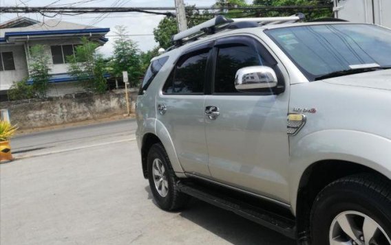 Selling 2nd Hand Toyota Fortuner 2006 in Mandaue-4