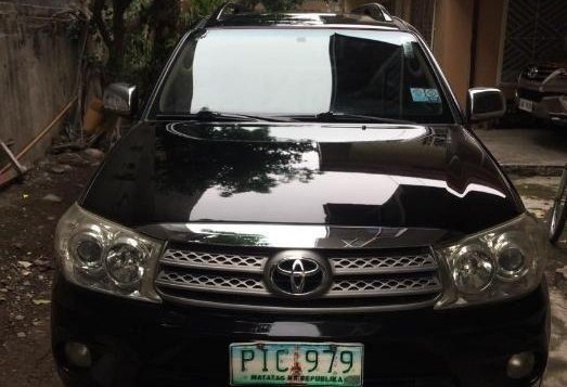 2nd Hand Toyota Fortuner 2010 at 109000 km for sale in Davao City-1