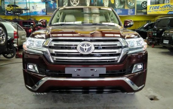 Selling Toyota Land Cruiser 2019 Automatic Diesel in Cebu City-9