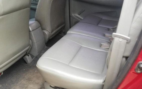 Toyota Innova 2006 Manual Diesel for sale in Mandaue-4