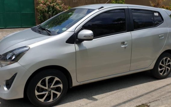 Silver Toyota Wigo 2018 at 6000 km for sale-2