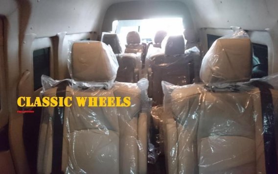 Selling Toyota Hiace 2019 Automatic Diesel in Quezon City-4