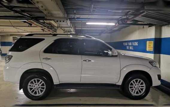 2nd Hand Toyota Fortuner 2012 Automatic Gasoline for sale in Las Piñas-2