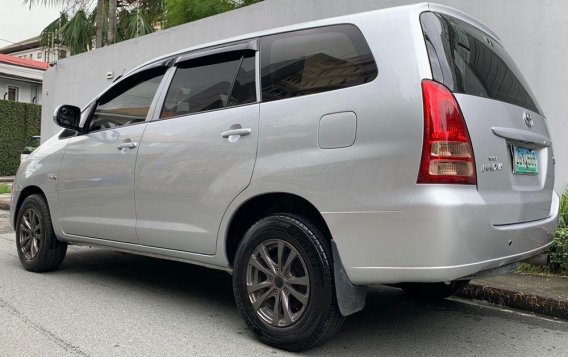 Selling 2nd Hand Toyota Innova 2007 in Quezon City-1