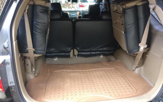 2nd Hand Toyota Fortuner 2010 at 109000 km for sale in Davao City-5