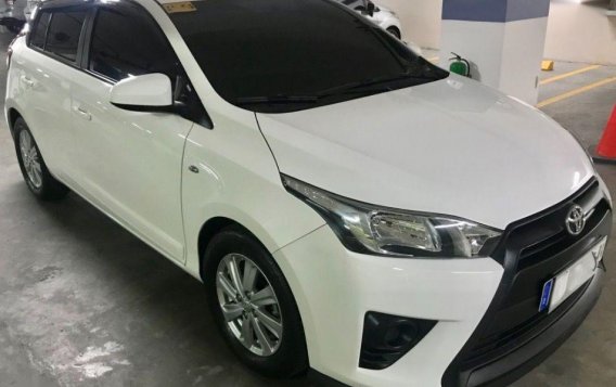 2nd Hand Toyota Yaris 2016 at 38000 km for sale-1